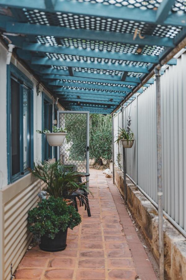 Dongara Hotel Motel Esterno foto