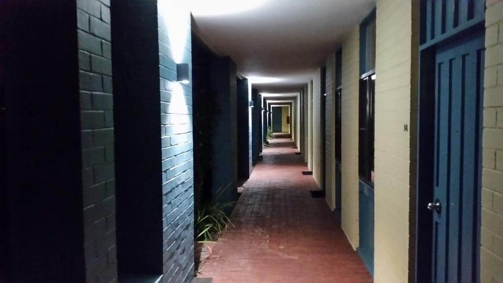 Dongara Hotel Motel Esterno foto