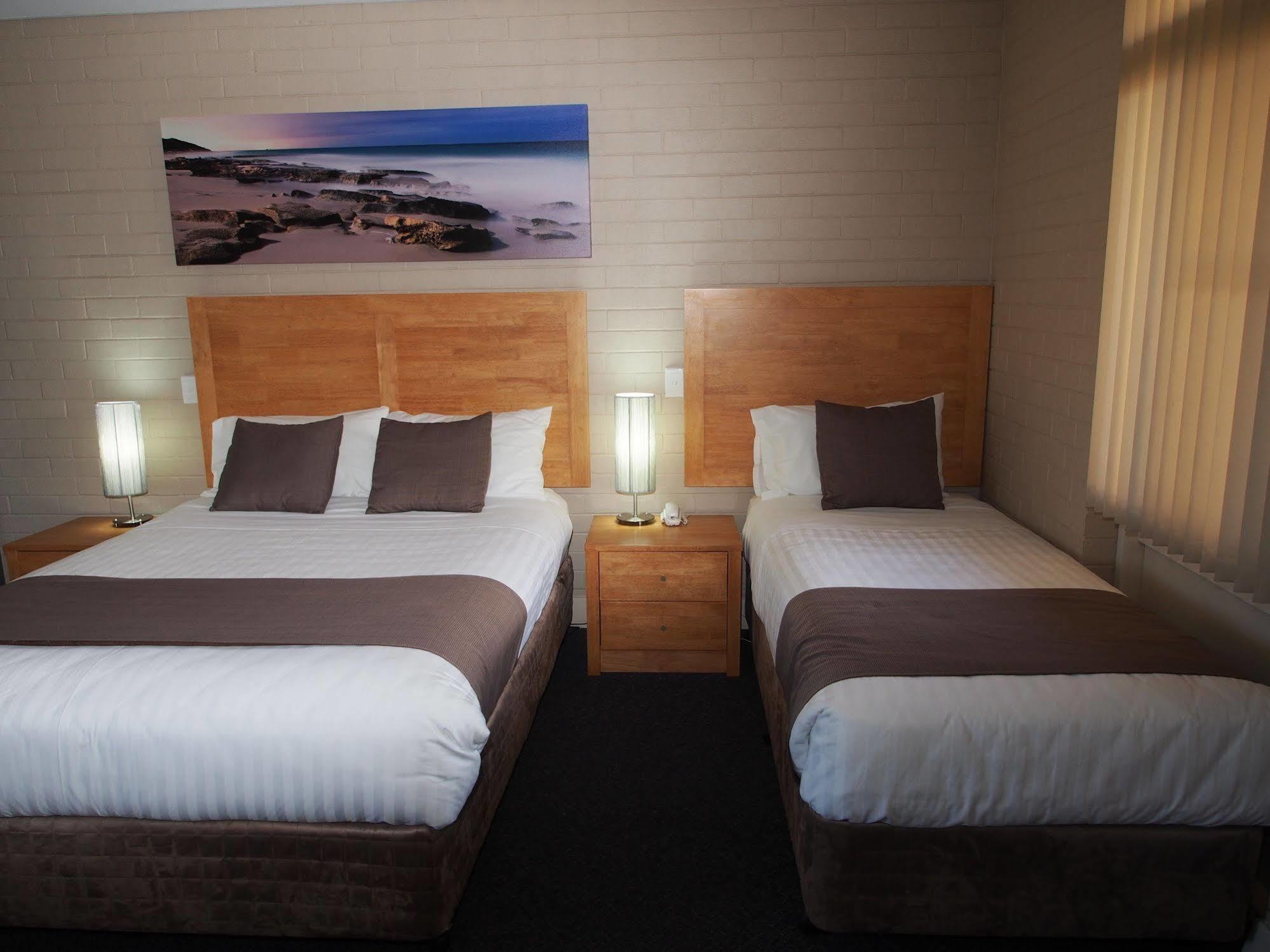 Dongara Hotel Motel Esterno foto